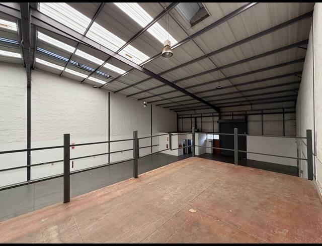 666M² WAREHOUSE TO LET IN HALFWAY HOUSE